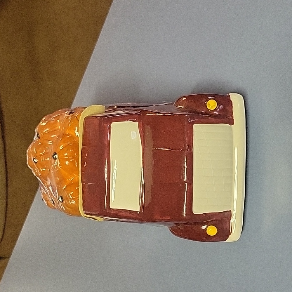 NWOT Cute truck cookie jar. - Picture 1 of 7